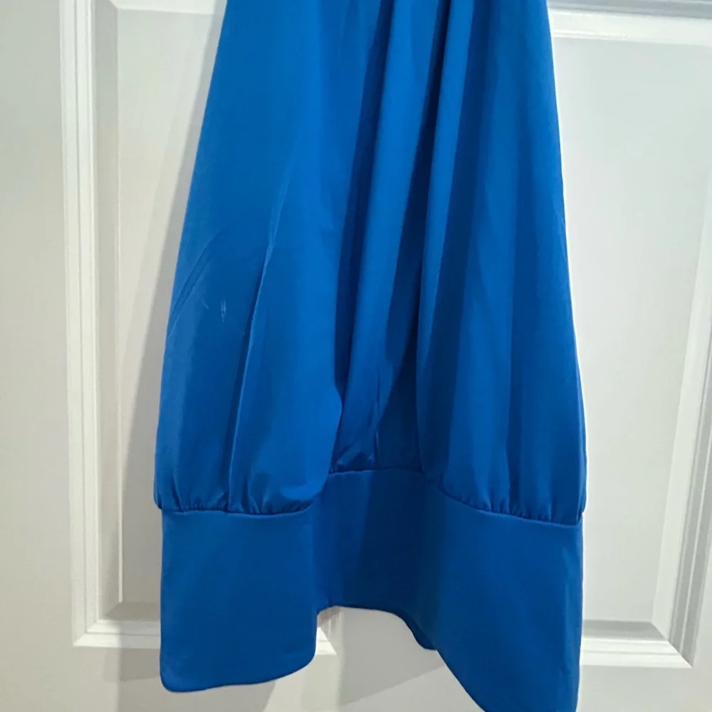 Boston Proper Royal Blue Top - Picture 2 of 4